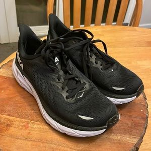 HOKA Clifton